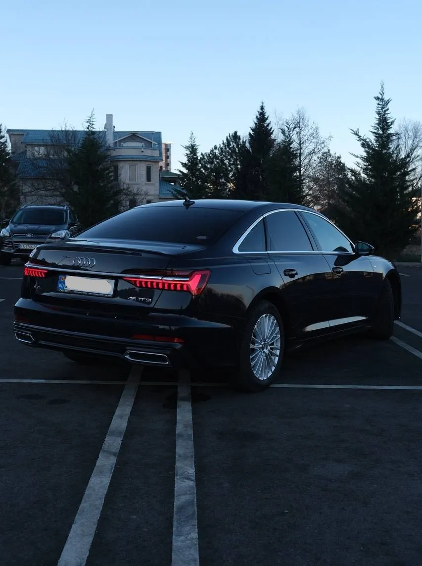 Audi A6 (C8) - Image 2