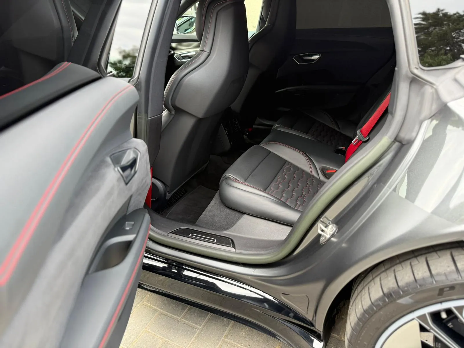 Audi e-tron RS - Image 5