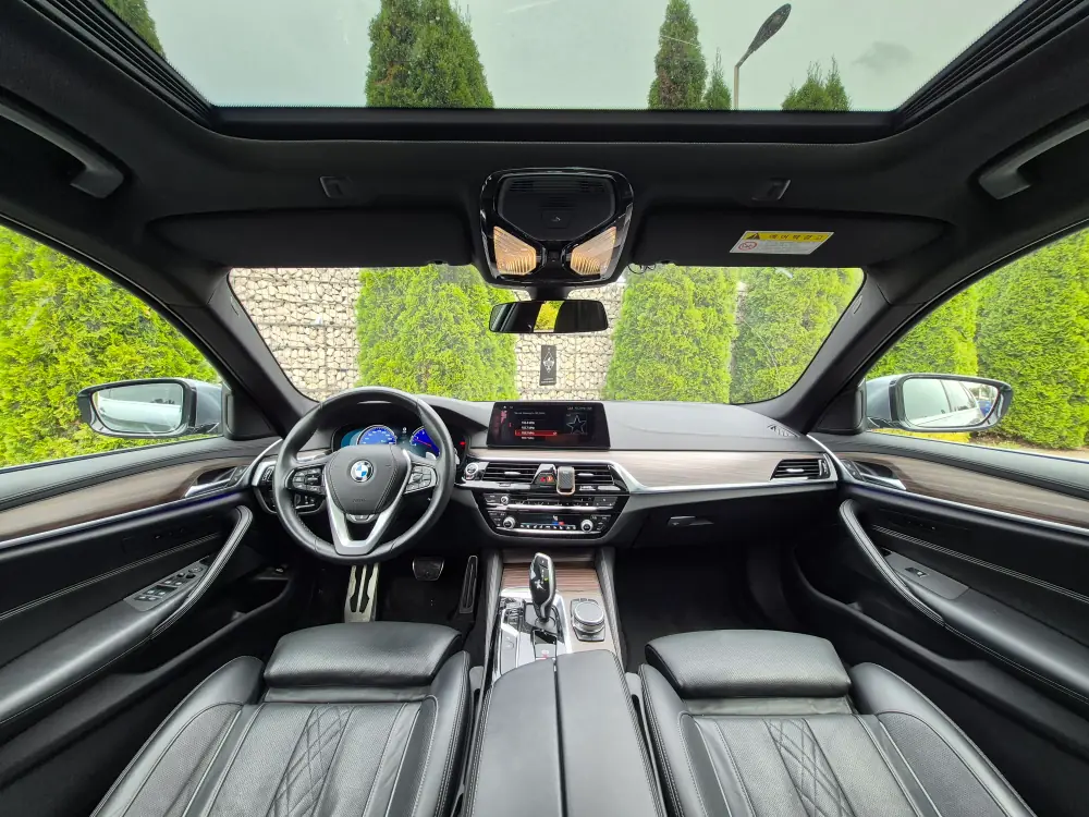 BMW 530i (G30) thumbnail 5
