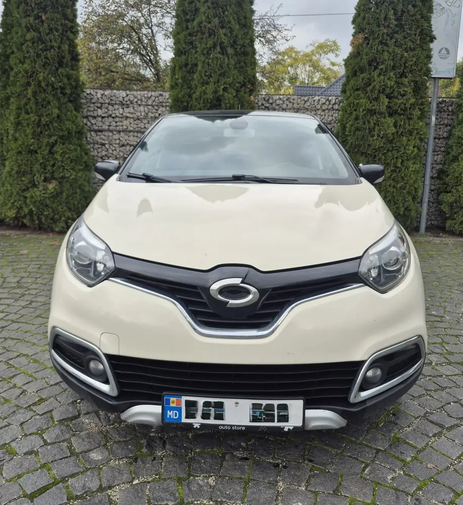 Samsung QM3 (Renault Captur) – 2/5