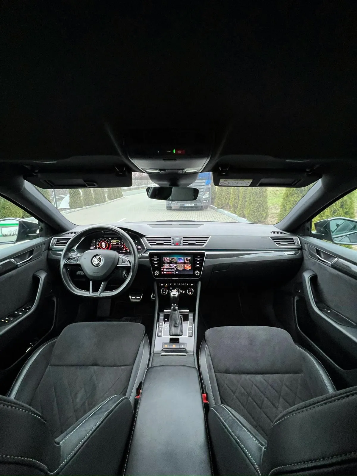 Škoda Superb Sportline - Image 4