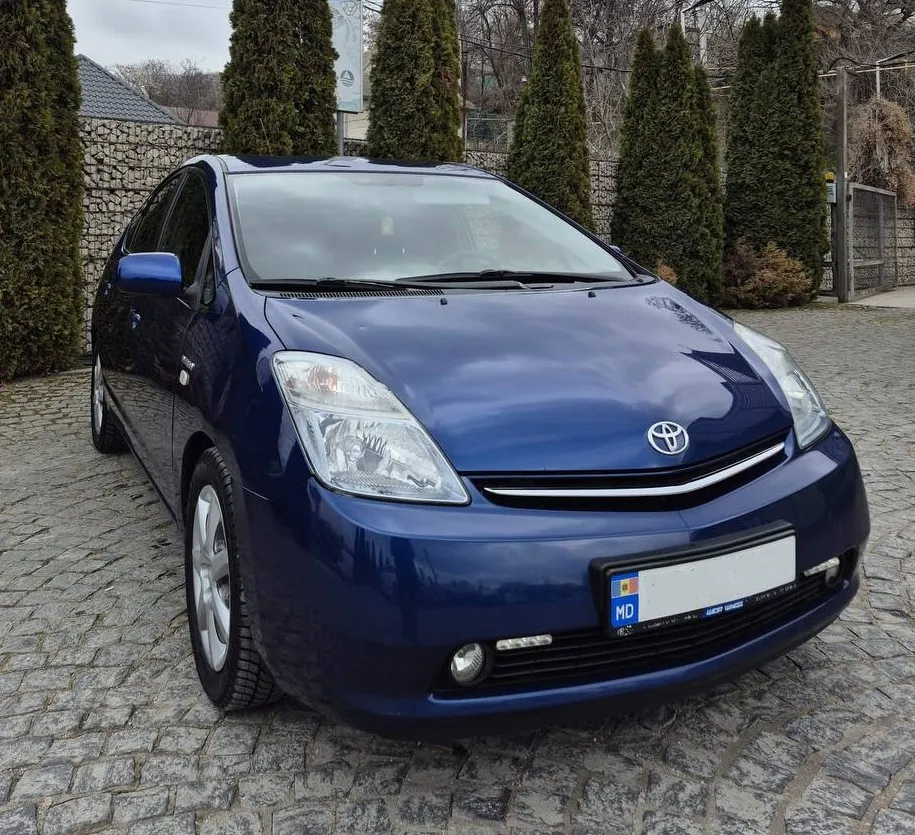 Toyota Prius - Image 3